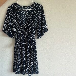 Elegant Navy and White Patterned Dress